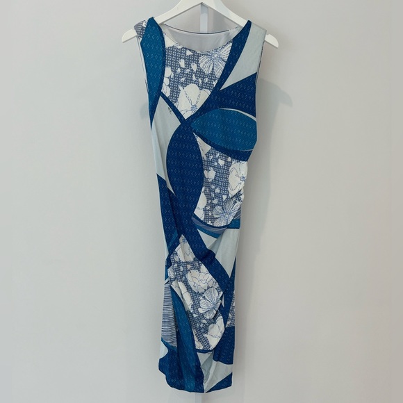 EMILIO PUCCI BLUE PRINTED DRESS MODEL 32RL83 SIZE IT 44 / US 10 NWTS! - Picture 3 of 15
